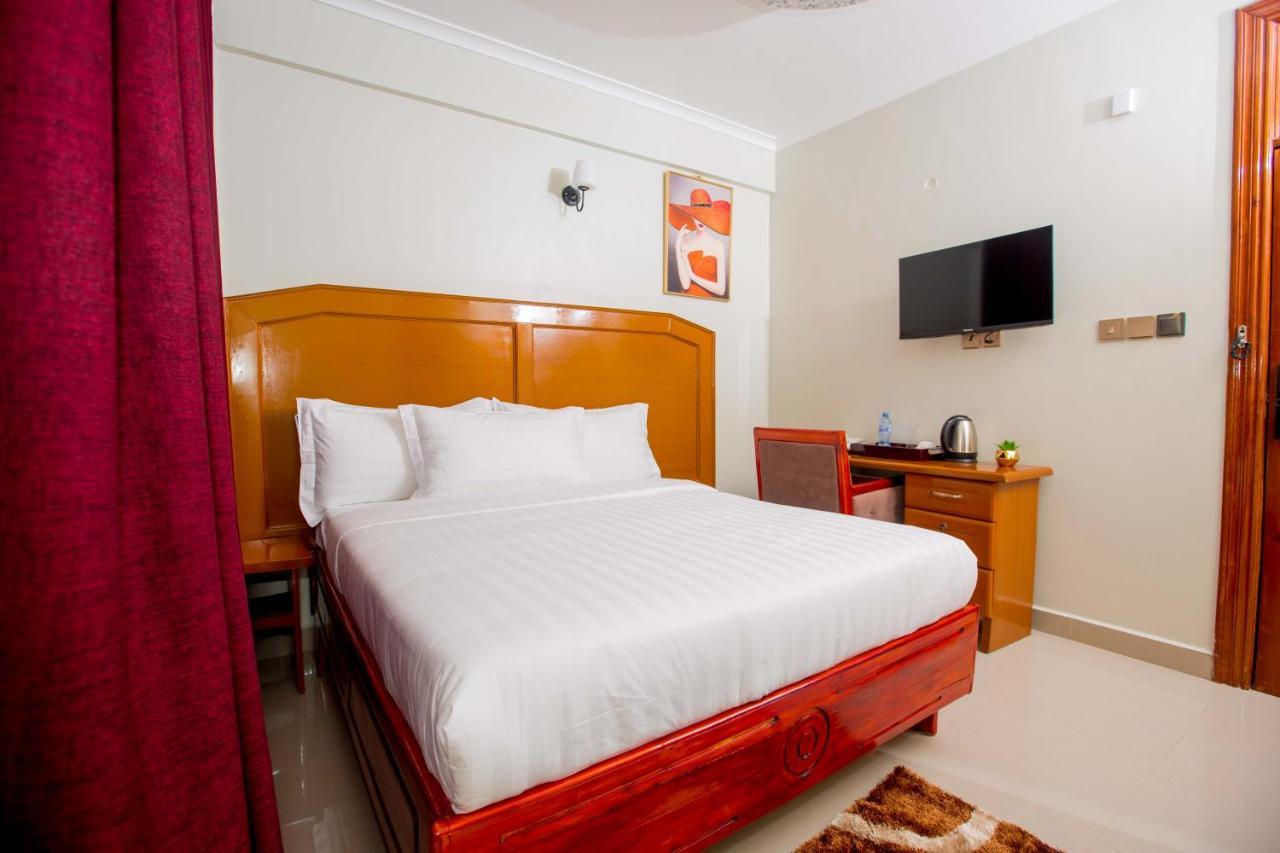 Hadjens Hotel Mwanza Dış mekan fotoğraf